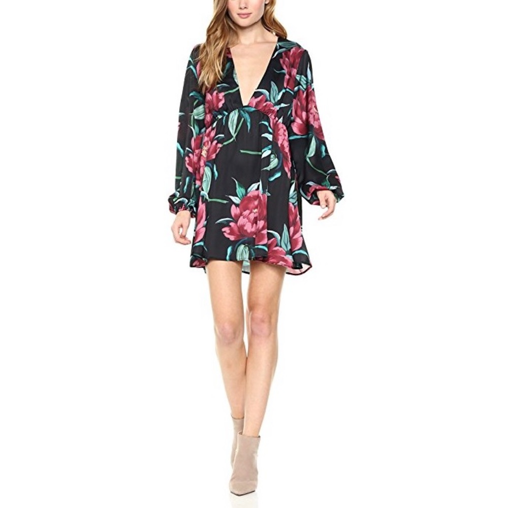 NWOT Show me your MuMu dress Medium